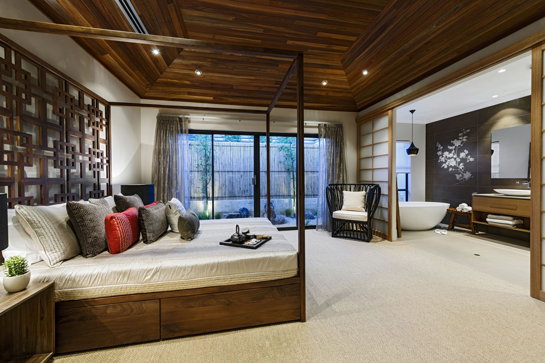 长海御墅 现代中式 别墅 卧室图片来自别墅设计师杨洋在长海御墅中式现代装修设计效果的分享