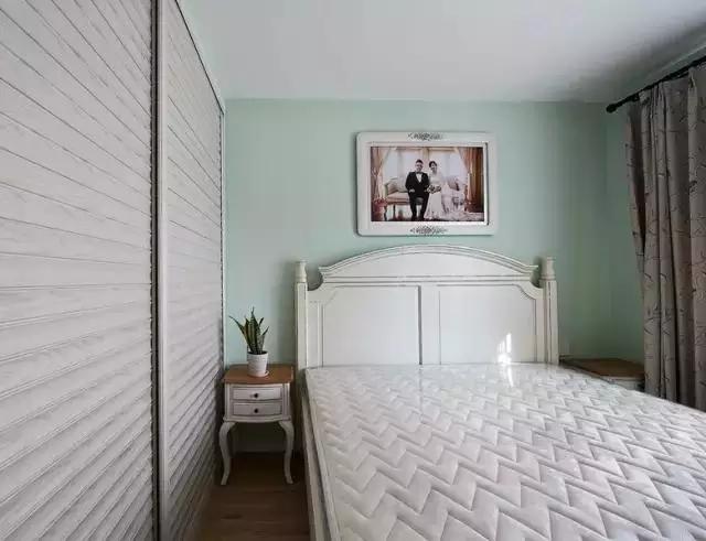 简约 美式 二居 80后 混搭 卧室图片来自陕西峰光无限装饰在贰号大院98㎡的分享