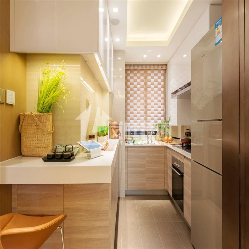 简约 三居 白领 舒适 整装 厨房图片来自岚庭家居在绿地中央广场 125m²  简约的分享
