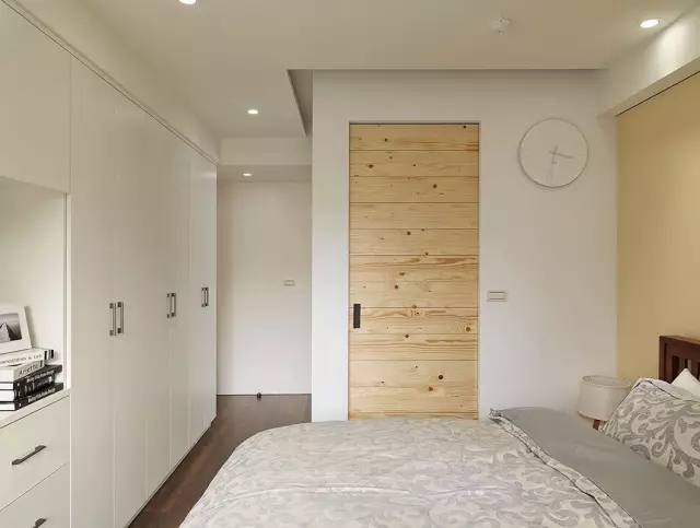 卧室图片来自实创装饰上海公司在99㎡精装三居室，质感十足~的分享