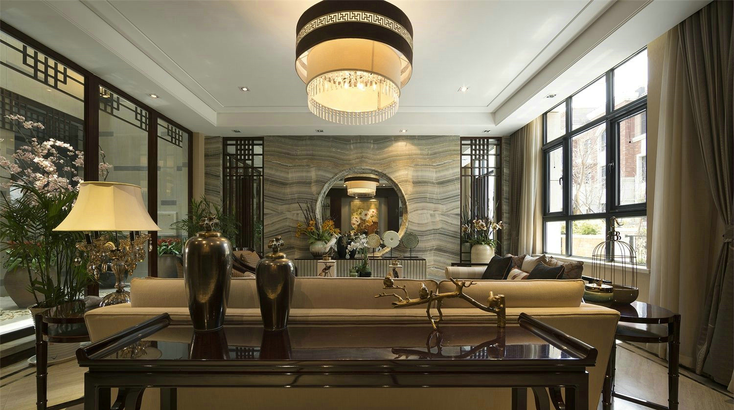 新中式 别墅 客厅图片来自张勇高级室内设计师在鲁能优山美地D区新中式设计案例的分享
