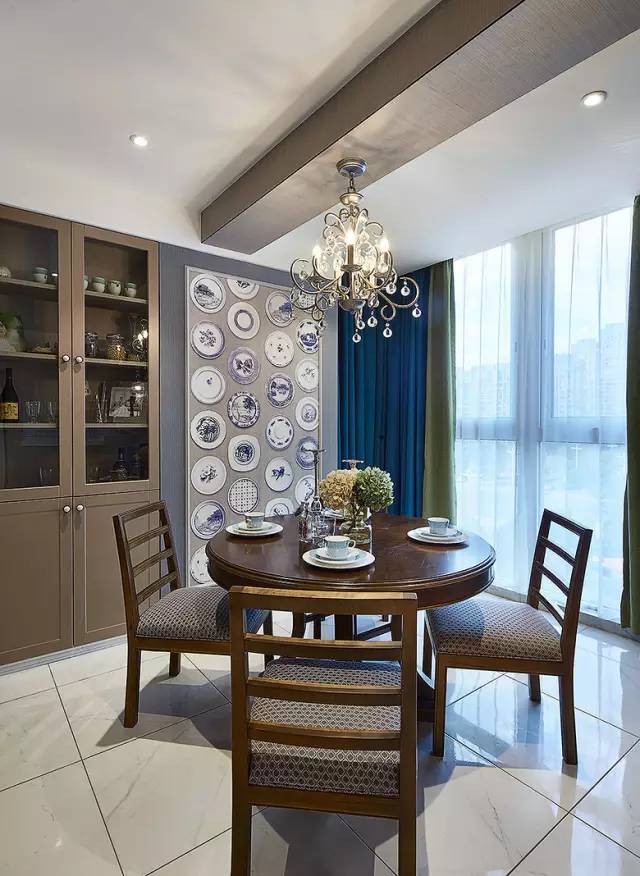 简约 三居 餐厅图片来自实创装饰上海公司在朋友装修的109平新房的分享