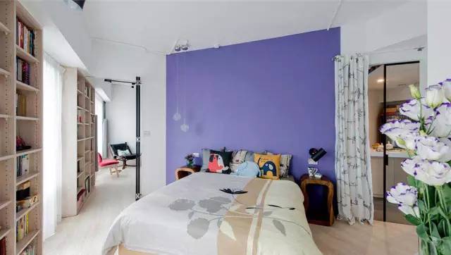卧室图片来自实创装饰上海公司在两套迥异的70平一居室的分享