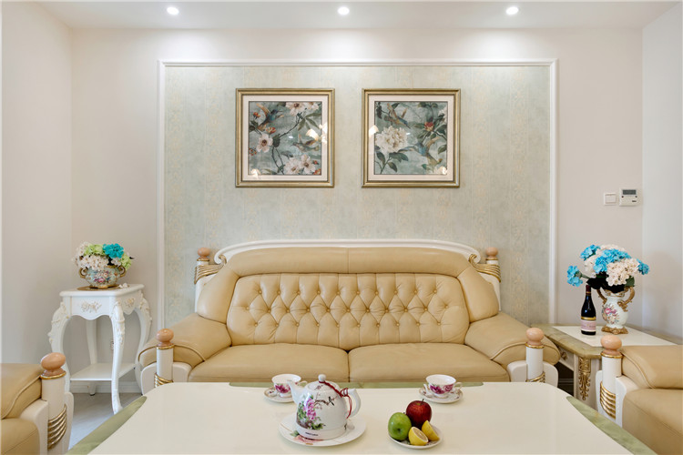 客厅图片来自西安福尚装饰家装体验馆在长安大街3号两室两厅装修效果图的分享