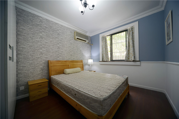 卧室图片来自西安福尚装饰家装体验馆在罗马景福城两室装修效果图的分享