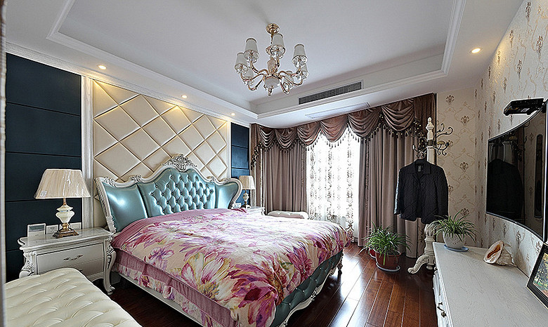 卧室图片来自家装大管家在精致实用兼得 178平欧式雅致3居的分享