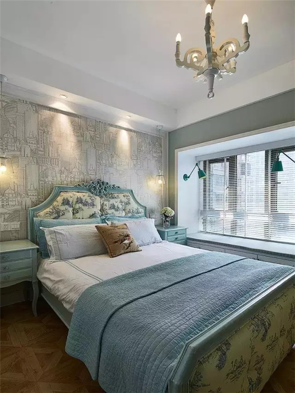 美式 简美 二居 白领 小资 卧室图片来自沙漠雪雨在88平米美式两居室紫罗兰般的浪漫的分享