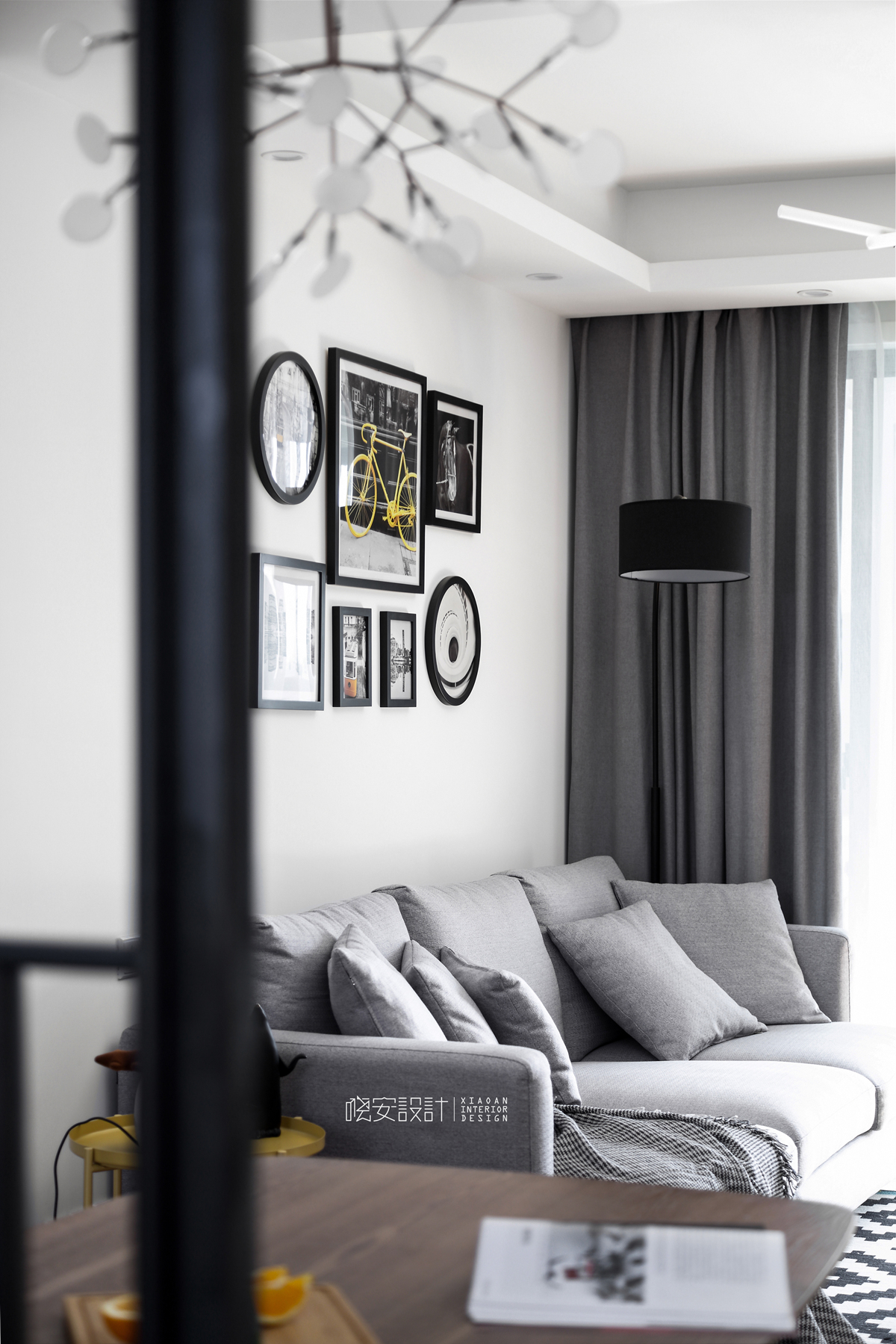 二居 白领 收纳 小资 客厅图片来自周晓安在晓安设计 | 灰度空间 | 北欧的分享