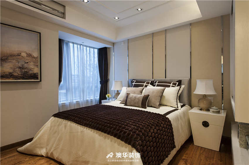 卧室图片来自澳华装饰有限公司在海赋江城·现代中式，东方雅韵的分享