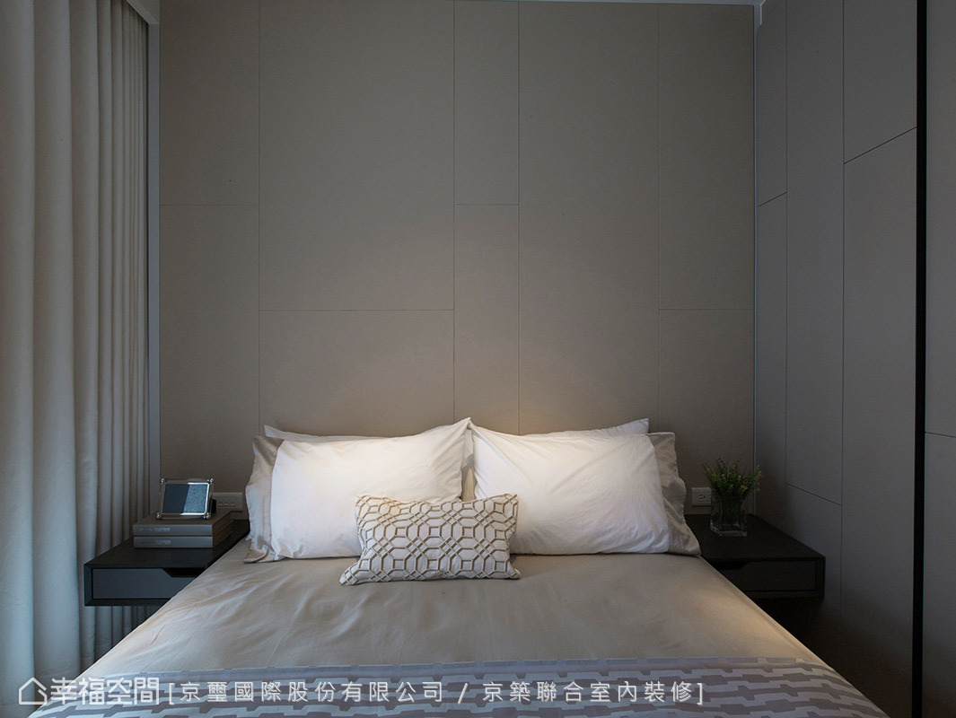 二居 现代 简约 收纳 卧室图片来自幸福空间在淬炼当代时尚 菁英领袖居宅的分享
