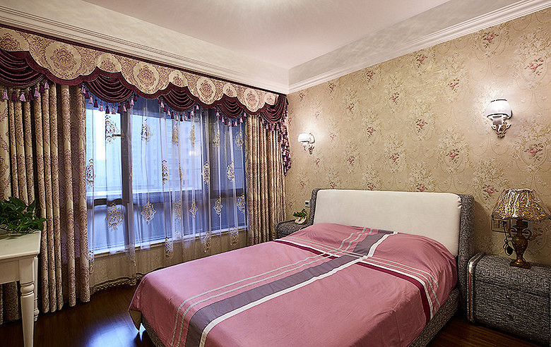 卧室图片来自家装大管家在尊贵优雅 145平新古典高雅3居室的分享