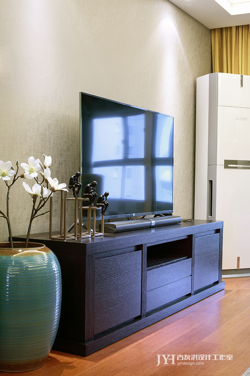 三居 白领 80后 小资 美式 客厅图片来自无锡吉友洪设计工作室在宁静致远的分享