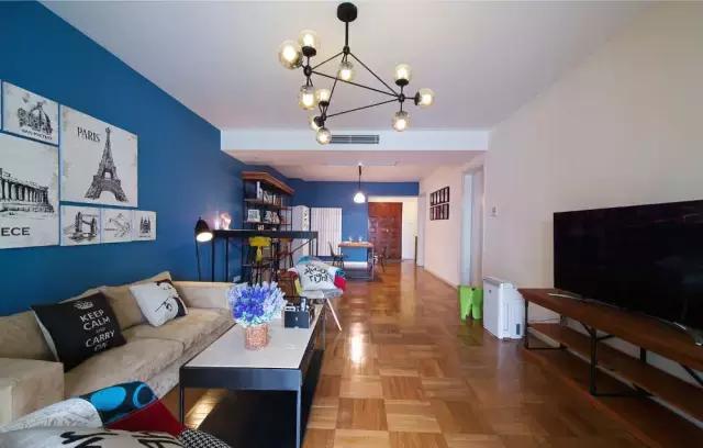 客厅图片来自家居装饰-赫拉在兰州实创装饰110㎡天蓝+铁艺的分享