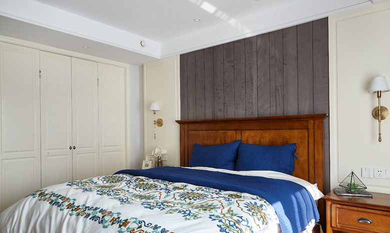 卧室图片来自家装大管家在精致浪漫 98平时尚简约舒适3居的分享