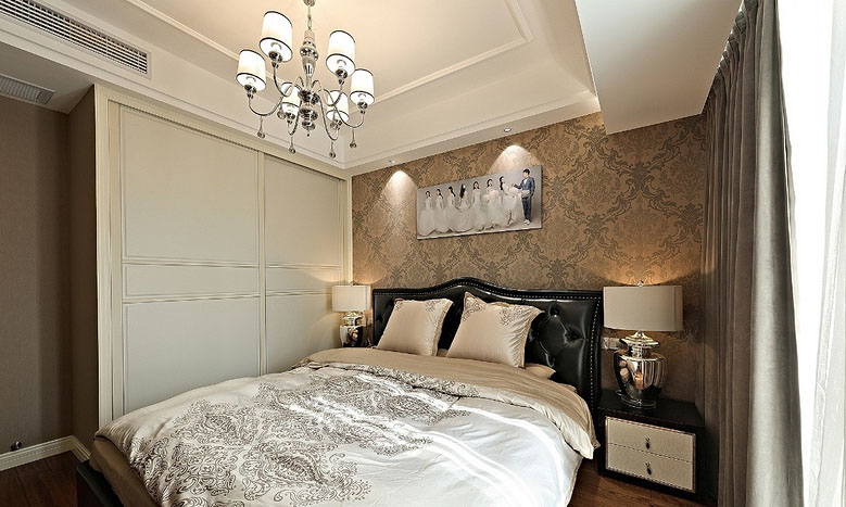 卧室图片来自家装大管家在黑金时代 109平现代简约舒适3居的分享