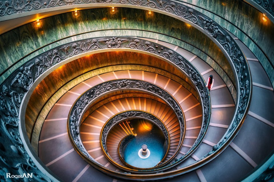 简约 欧式图片来自设计磅在疯狂的旋转楼梯的分享