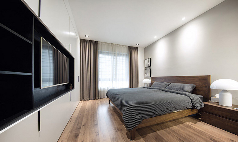 卧室图片来自家装大管家在低奢优雅 160平现代简约舒适3居的分享
