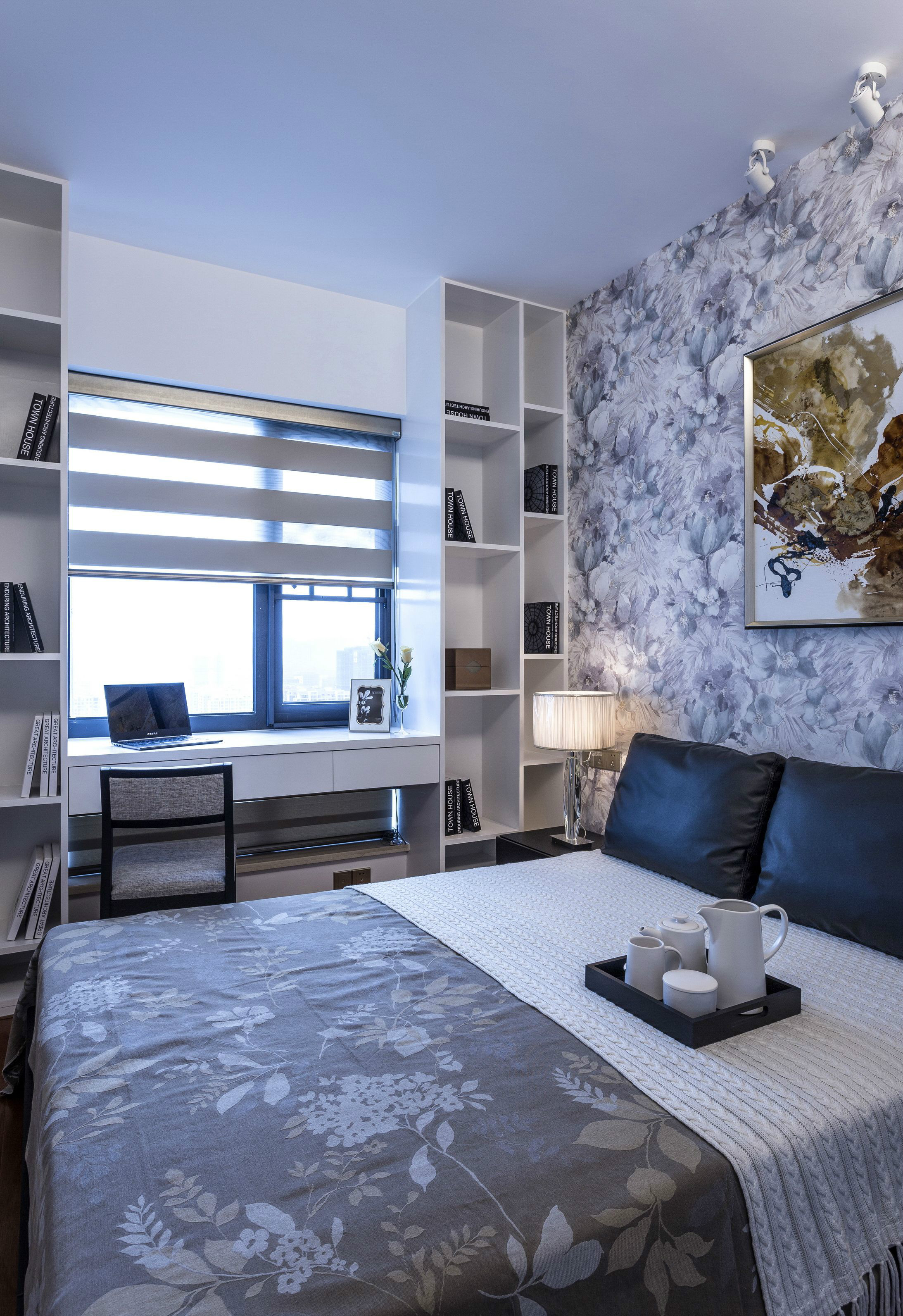 简约 80后 小资 混搭 卧室图片来自西安峰光无限装饰在金科天籁城101㎡三居室现代简约的分享
