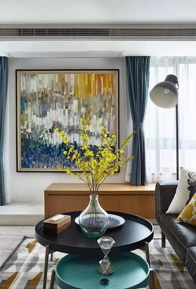 客厅图片来自家装大管家在150平北欧现代风 充满自然气息的分享