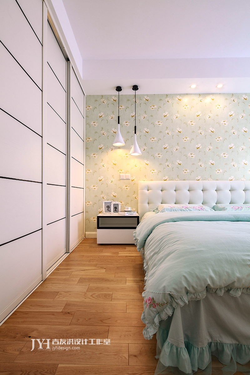 三居 80后 小资 北欧 卧室图片来自无锡吉友洪设计工作室在清新优雅苑的分享