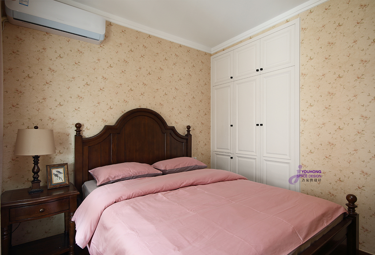 美式 三居 80后 卧室图片来自无锡吉友洪设计工作室在青鸟的分享