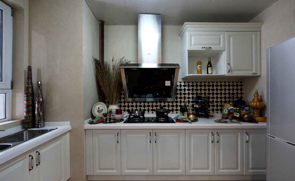 北京 公寓 毛坯 装修设计 简欧风格 厨房图片来自北京紫禁尚品装饰刘霞在279平简欧风，低调奢华的分享