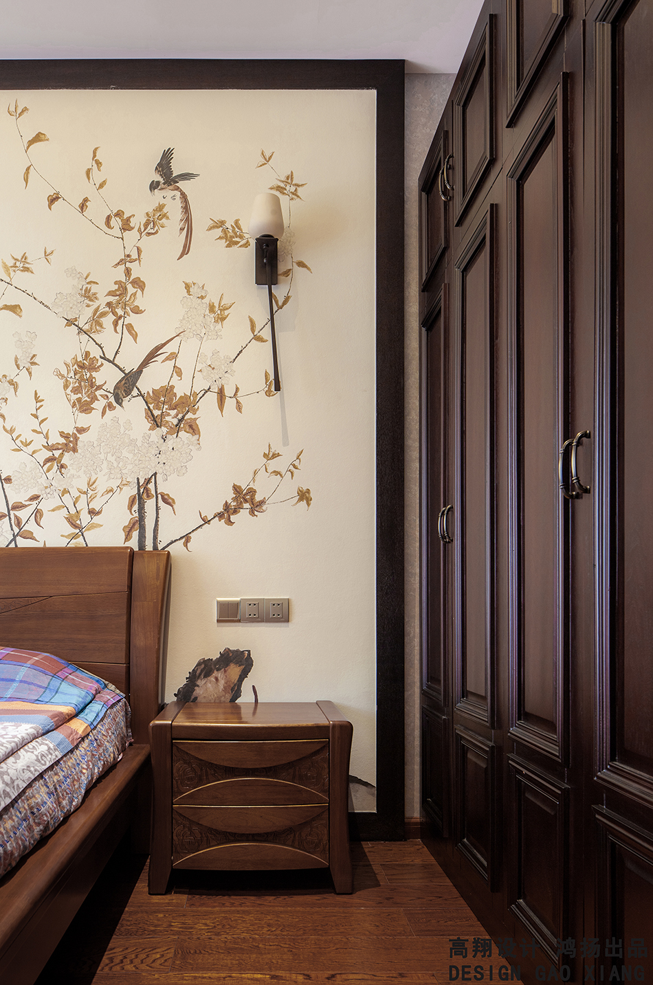 新中式 高大上 高品质 古典气息 卧室图片来自鸿扬家装武汉分公司在文士雅风之复合写意系列的分享