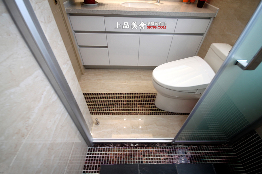 卫生间图片来自刘耀成在《衔泥巢君屋》长沙江山帝景的分享