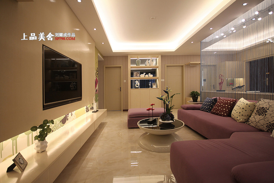 客厅图片来自刘耀成在《衔泥巢君屋》长沙江山帝景的分享