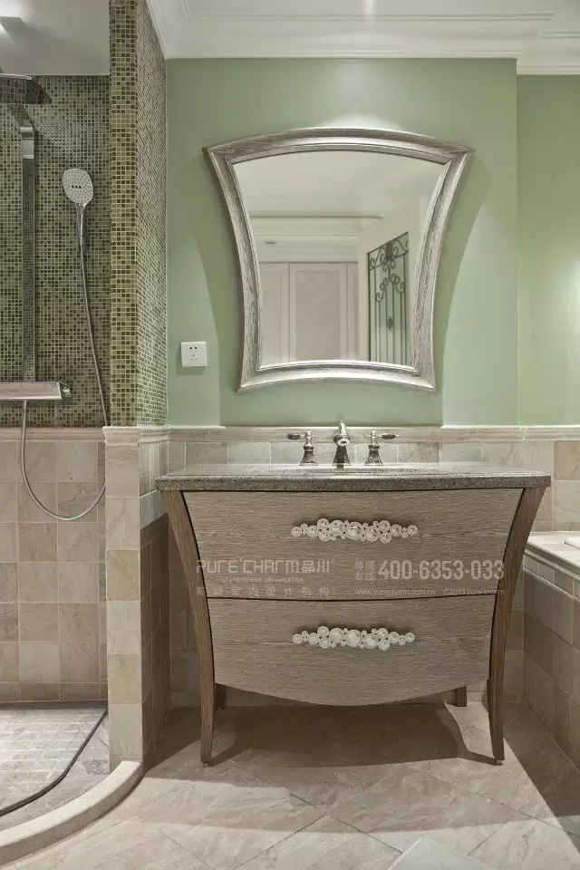 卫生间图片来自品川室内设计在【品川设计】经典现代美式风格的分享