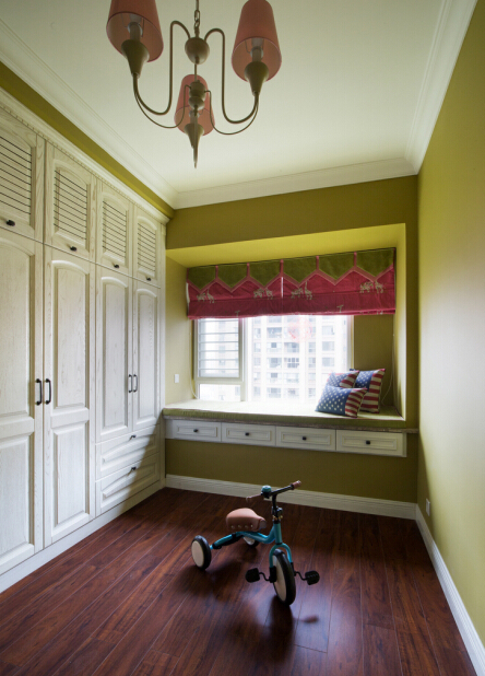 混搭 三居 收纳 80后 卧室图片来自紫苹果装饰18991388512在混搭风格的分享