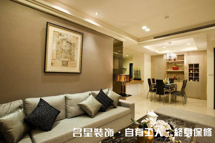 混搭 二居 客厅图片来自名星装饰在海赋江城天韵样板房的分享