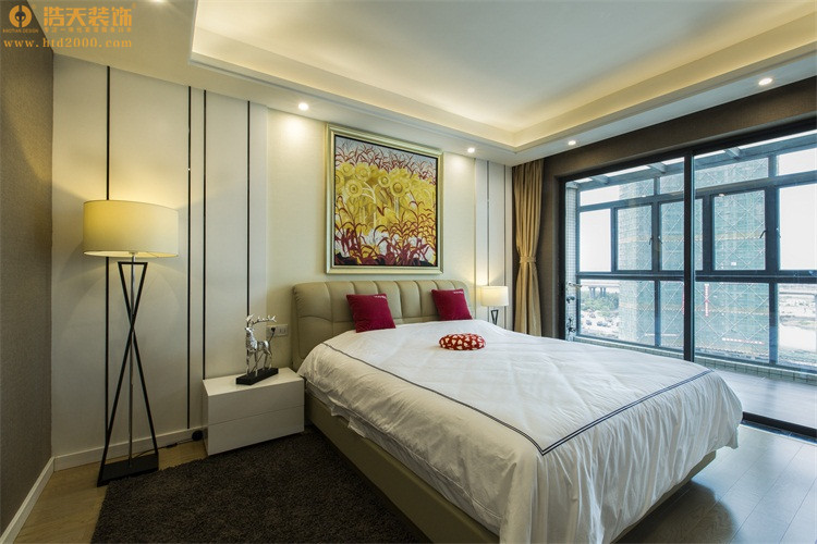 简约 三居 卧室图片来自深圳浩天装饰在浩天装饰幸福海岸-现代简约的分享