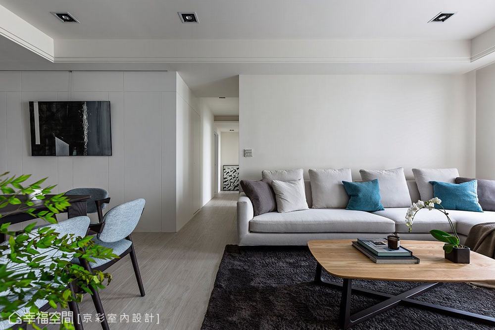 二居 现代 客厅图片来自幸福空间在83平明净纯粹 宅在家最舒服的分享