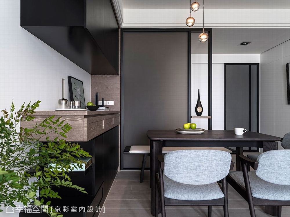 二居 现代 餐厅图片来自幸福空间在83平明净纯粹 宅在家最舒服的分享
