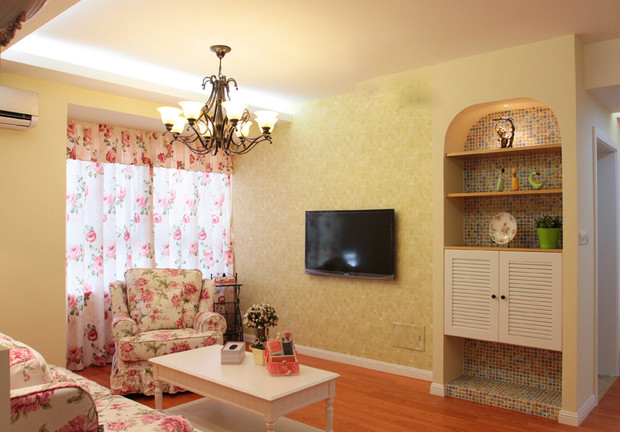 田园 客厅图片来自西安峰光无限装饰在华远海蓝城-二居室-70㎡田园风格的分享