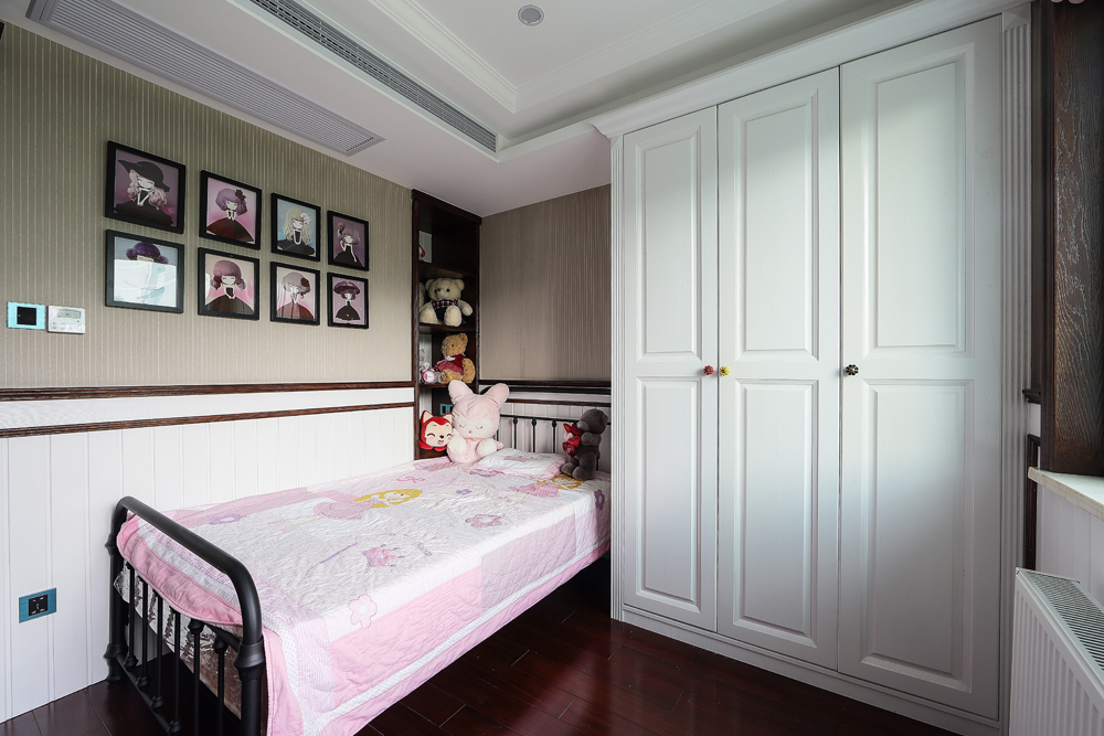 三居 新古典 卧室图片来自北京今朝装饰装修达人在北景园新古典风格家装的分享