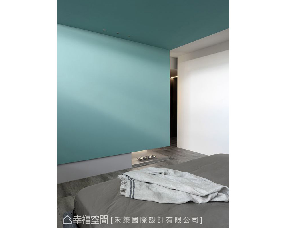 四居 现代 卧室图片来自幸福空间在光影漫步 149平玩味靛色空间的分享