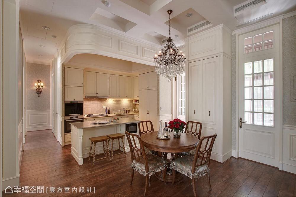 古典 三居 厨房图片来自幸福空间在敞朗新貌 揭示132平古典悠扬气场的分享