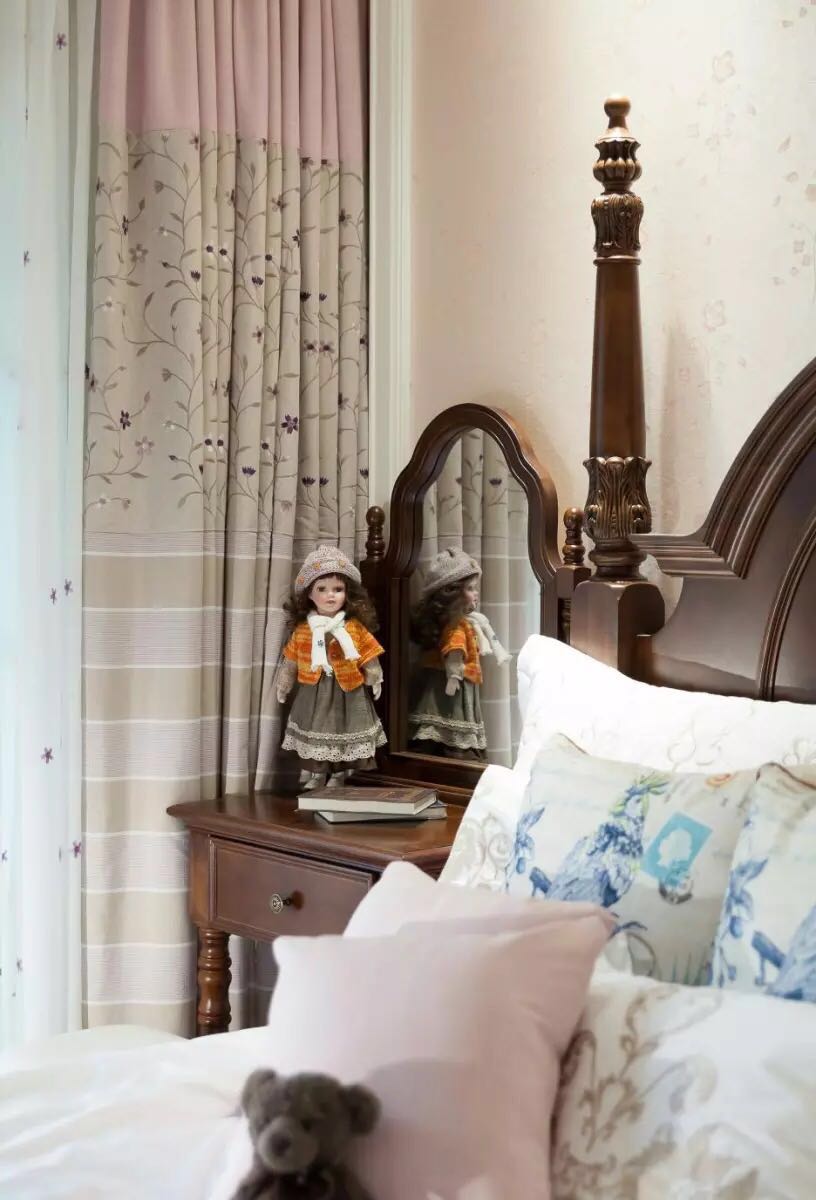 简约 欧式 现代美式、 卧室图片来自游小华在简美《香橙》的分享