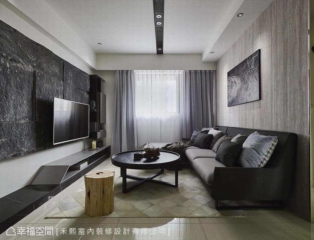 三居 现代 客厅图片来自幸福空间在黑灰之境 66平品味内敛底蕴的分享