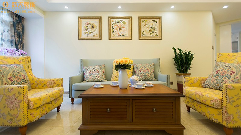 三居 客厅图片来自深圳浩天装饰在浩天装饰阳光带海滨-简美的分享