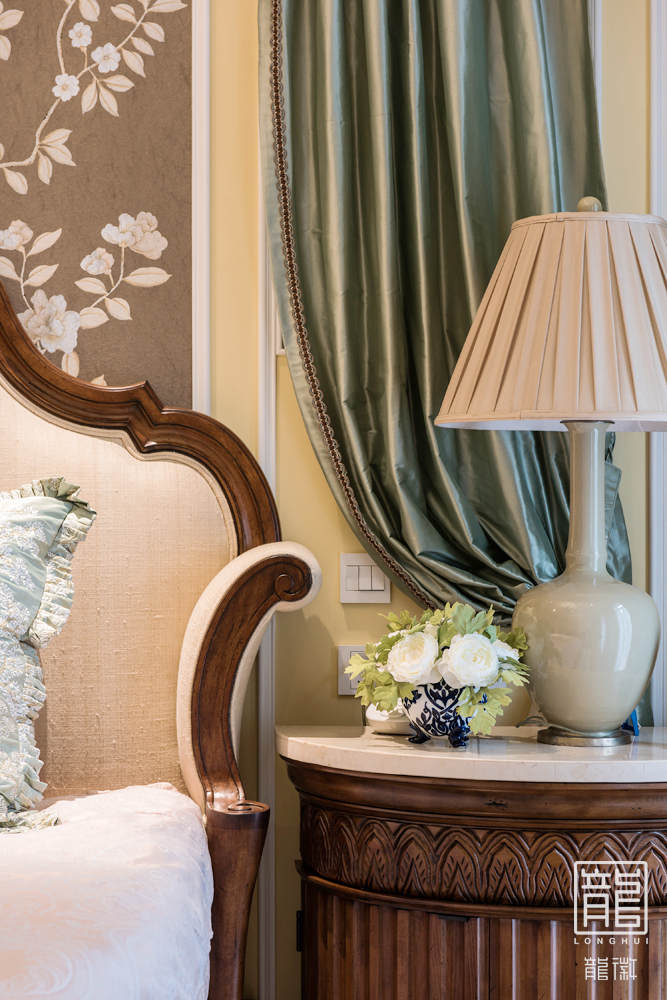 田园 别墅 白领 客厅图片来自龙徽设计在四月的爱丽丝的分享