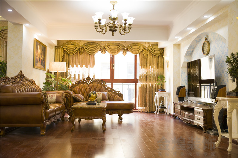 三居 客厅图片来自金煌装饰有限公司在154平米古典美式风的分享
