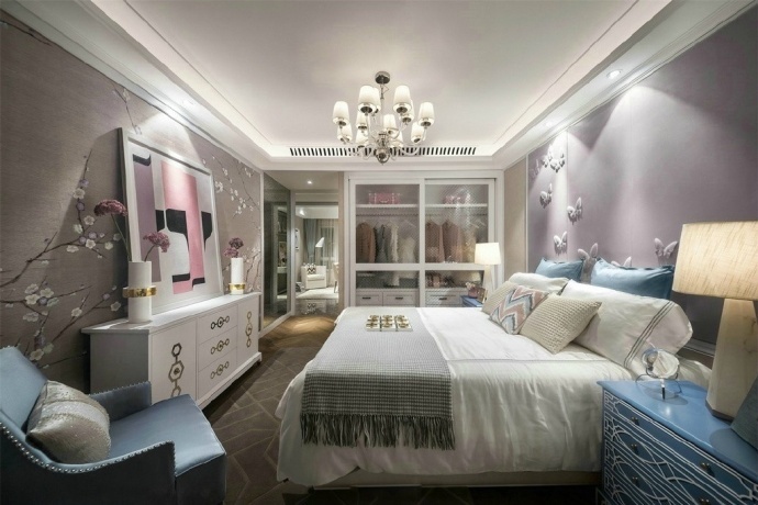 欧式 三居 卧室图片来自装饰公司18771098378在欧式的分享