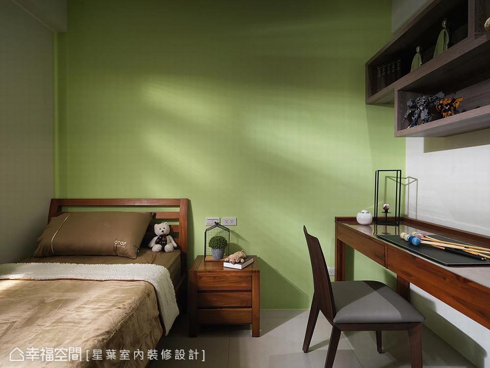 三居 休闲 卧室图片来自幸福空间在99平居家空间化身休闲影院的分享