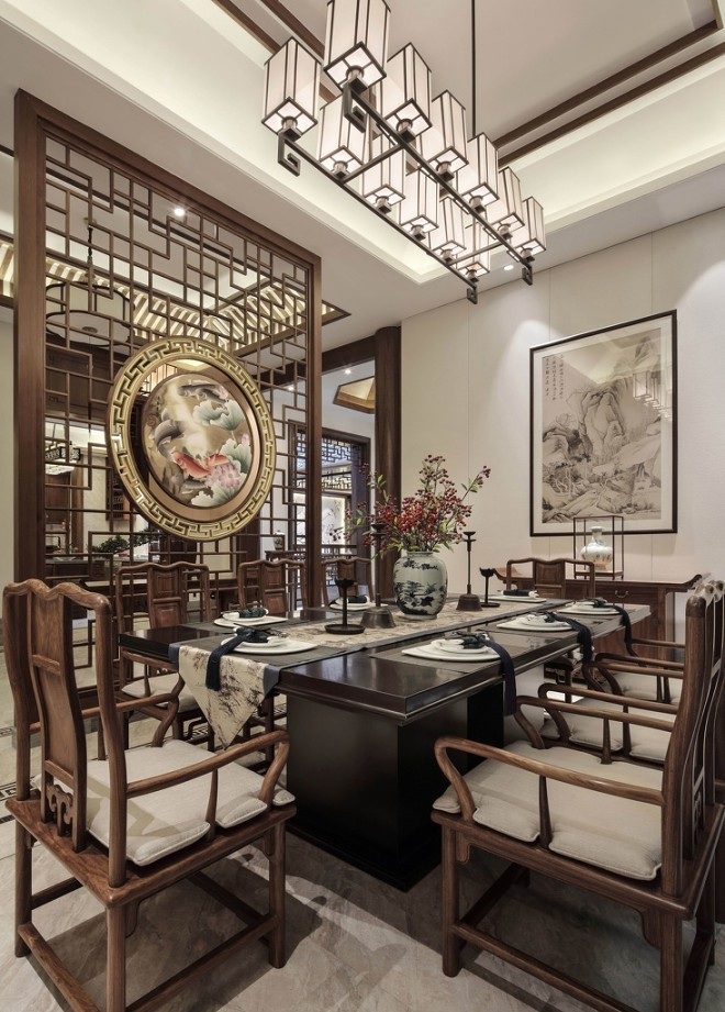 餐厅图片来自重庆高度国际装饰工程有限公司在高屋林语堂-独栋415平方米的分享