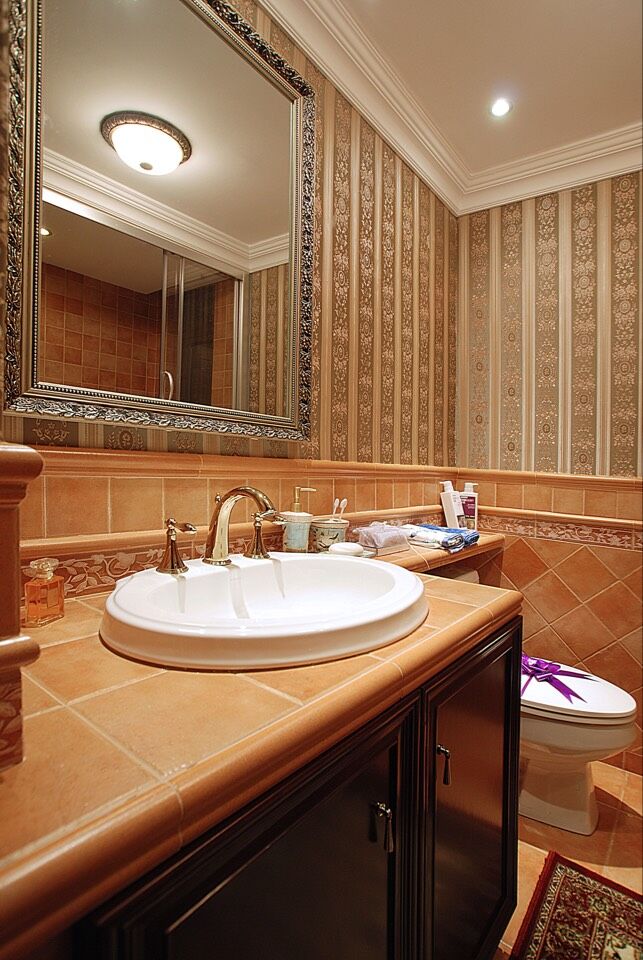 别墅 卫生间图片来自金煌装饰有限公司在低调奢华的美式风格的分享