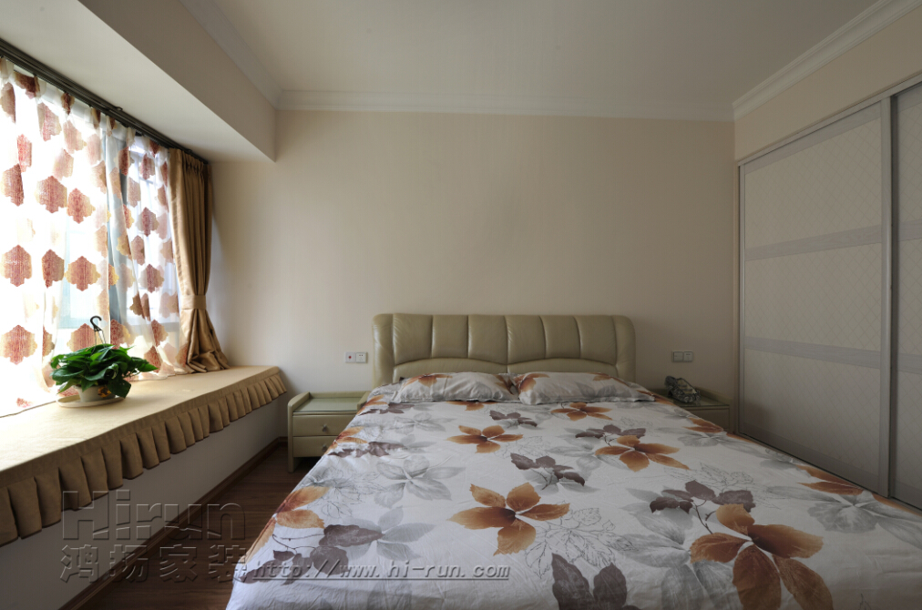 卧室图片来自鸿扬家装武汉分公司在福星惠誉东湖城90-鸿扬家装的分享