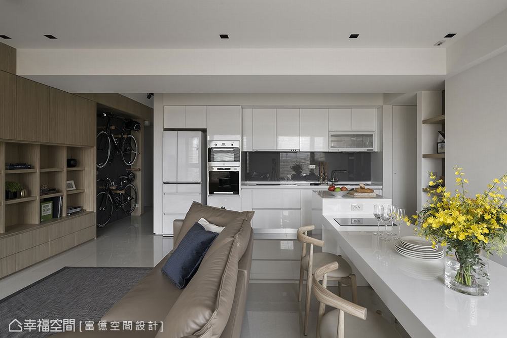 二居 现代 厨房图片来自幸福空间在客变放大空间 86平现代休闲宅的分享